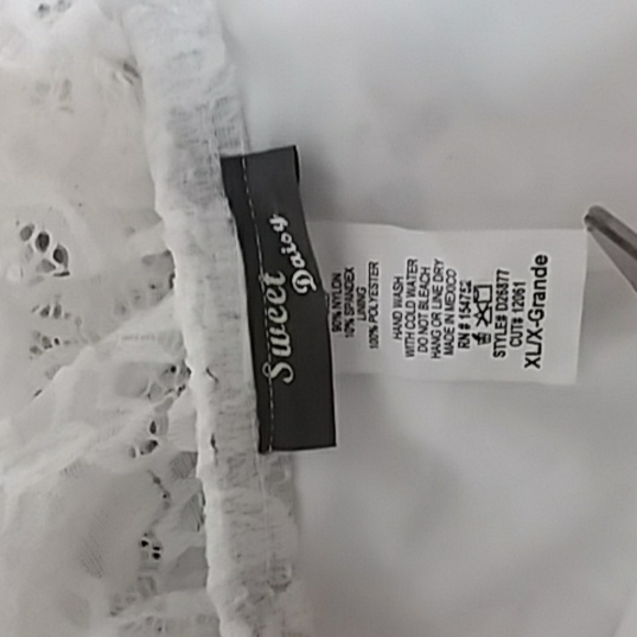 Sweet Daisy extra large laced dress with lining off-white color - Picture 5 of 6